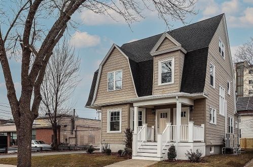 12 Palmer St, Arlington MA  02474-6816 exterior