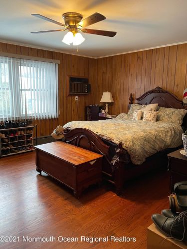 41 Salem Ln, Little Silver NJ 07739-1038 exterior