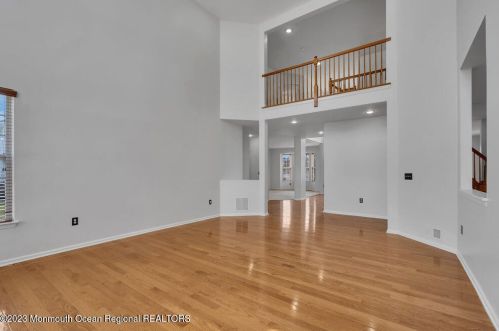 111 Picadilly Dr, Jackson Twp NJ  08527-1290 exterior