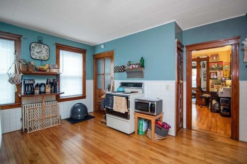 90 Lovell St, Worcester MA 01603-2517 exterior