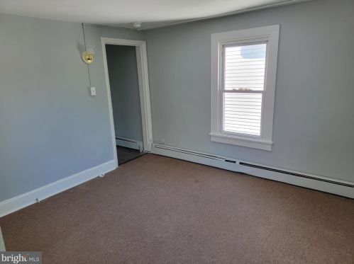 22 Barber Ave, West Deptford NJ  08096-2414 exterior