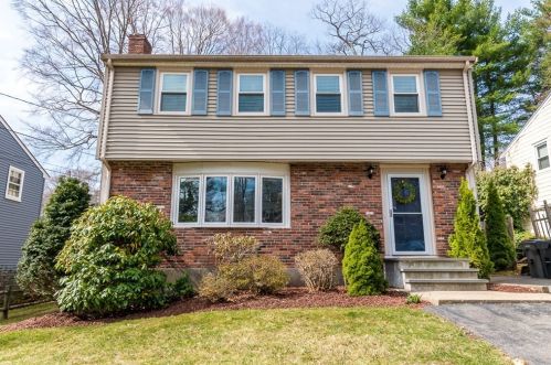 111 Greensboro Rd, Dedham, MA 02026-5219