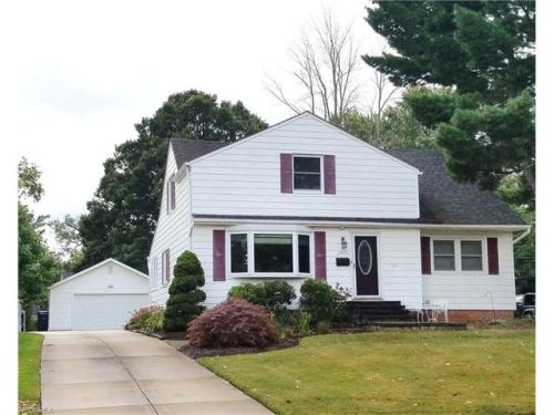 33650 Baldwin Rd, Cleveland, OH 44139-4140