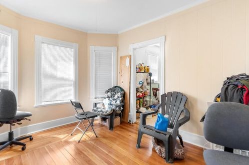 24 Chatham Rd, Everett MA 02149-4915 exterior