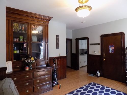 724 Brock Ave, New Bedford MA 02744-2356 exterior