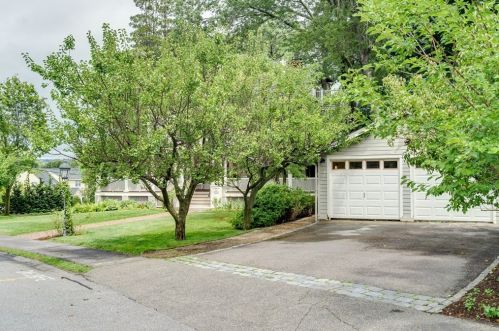 25 Hunnewell Ave, Newton, MA 02458-2214