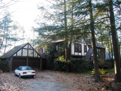 177 Collins Rd, Newton, MA 02468-2237