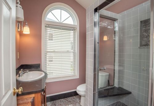 94 Langley St, Fall River MA 02720-4004 exterior