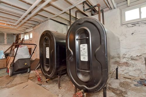 61 Prospect St, Taunton MA 02780-3422 exterior