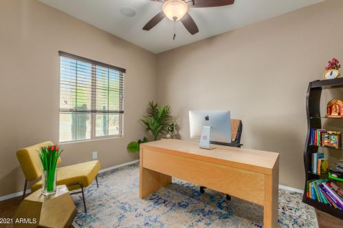 1759 Desperado Way, Phoenix AZ 85085-6327 exterior