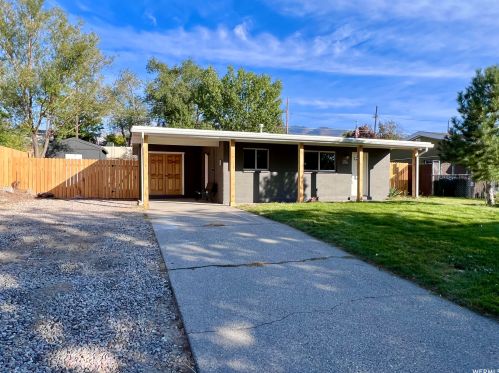 10227 Zinnia Way, Sandy UT 84094-4459 exterior