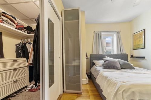 64 Brk Ave, Newton MA 02460-1508 exterior