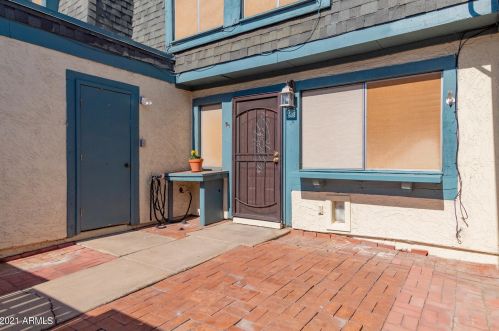 8026 32nd Ln, Phoenix, AZ 85051-6159