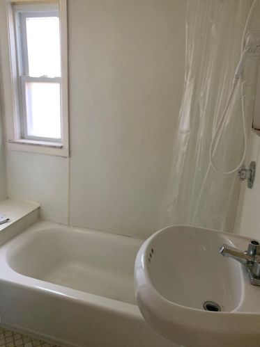 27 Barry St, Quincy MA 02169-1603 exterior