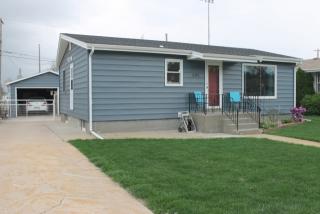 606 Student Dr, Roscoe, NE 69153-1533