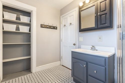 15 Cleveland Rd, Taunton MA  02780-2158 exterior