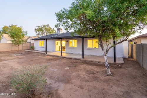 4114 Apollo Rd, Phoenix AZ 85042-5381 exterior