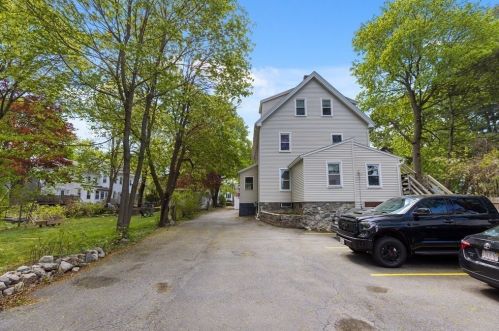 73 Barrows St, Dedham MA 02026-3050 exterior