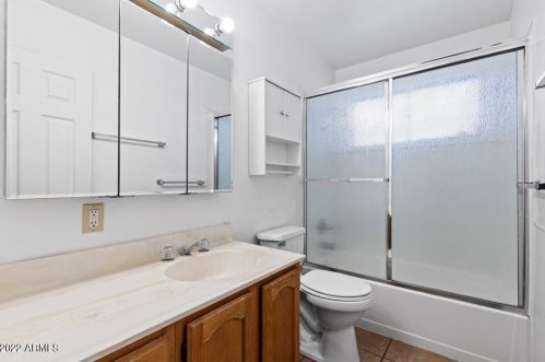 7207 35 Dr, Phoenix AZ 85053-7611 exterior