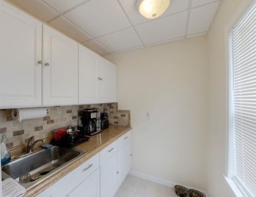 10 Prentice St, Worcester MA 01604-1629 exterior