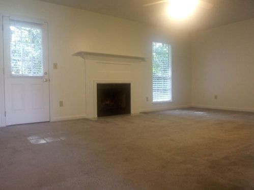 27 Manor Ct, Stockbridge GA  30281-1166 exterior