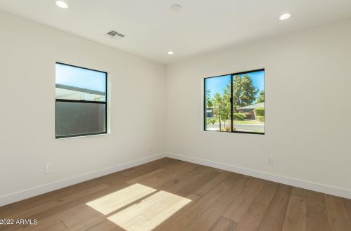 1253 Cambridge Ave, Phoenix AZ  85006-1102 exterior