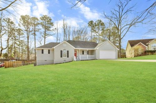 416 Grove Hill Dr, Stockbridge GA  30281-3056 exterior