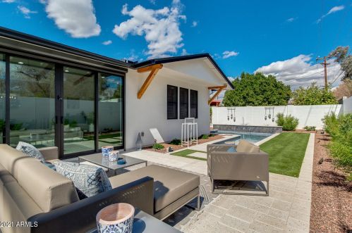 4013 49 Pl, Phoenix AZ 85018-2965 exterior