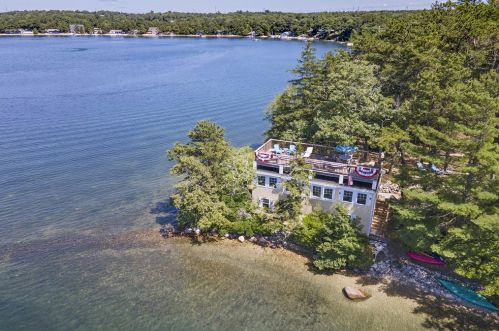 100 Gunning Point Rd, Plymouth, MA 02360-6805