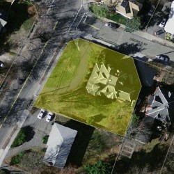 686 Centre St, Newton MA 02458-2329 aerial view