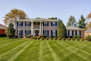 310 Oxfordshire Ln, Louisville, KY 40222-5336