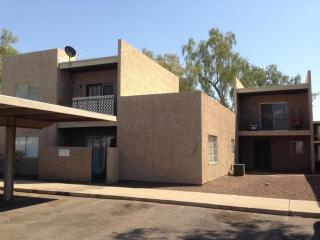 2825 Paradise Ln, Phoenix AZ  85032-8326 exterior