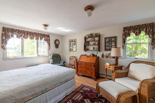 48 Strong Is Rd, Chatham MA 02633-1435 exterior