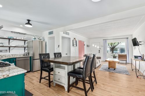 1819 45th St, Phoenix AZ 85032-2387 exterior