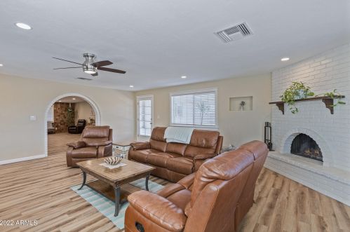 16801 43rd St, Phoenix AZ 85032-3319 exterior