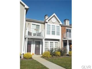 1970 Mattis St, Hellertown PA  18055-2811 exterior