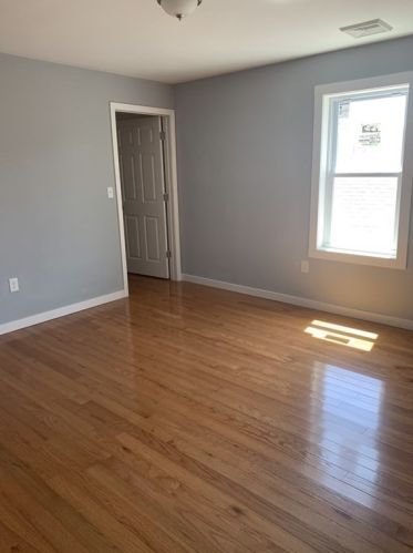 247 Pilgrim Ave, Worcester MA 01604-4749 exterior