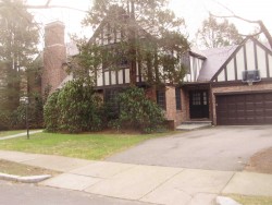 22 Clements Rd, Newton, MA 02458-2618