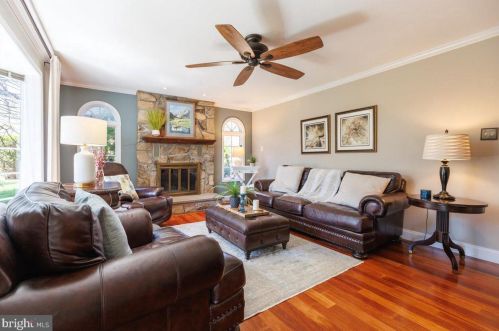 33 Winthrop Rd, Trenton NJ 08648-1557 exterior