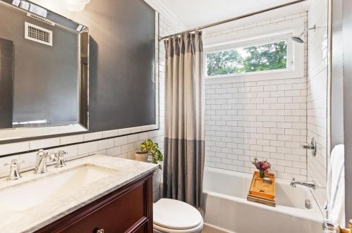 119 Rhinecliff St, Arlington MA 02476-7332 exterior