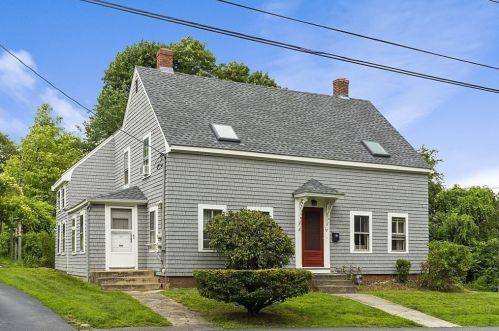 87 Gardner St, Groveland MA 01834-1141 exterior