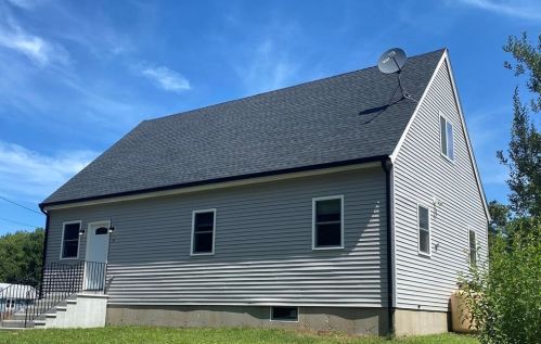 5 Sandy Rd, Wareham, MA 02571-1614