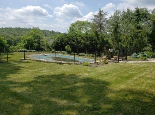 9 Parmenter Rd, Southborough MA exterior