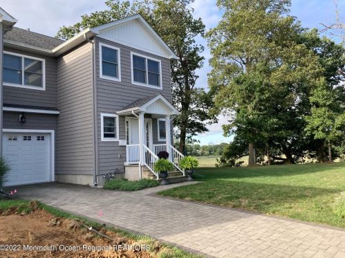 131 Bank St, Tinton Falls NJ  07701-1336 exterior