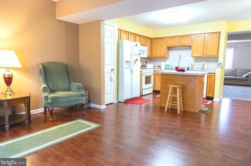 128 Mt Vernon Ct, West Deptford NJ 08096-6895 exterior