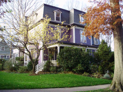 173 Oakleigh Rd, Newton, MA 02458-2223