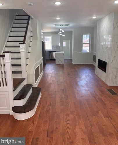 5810 Camac St, Philadelphia PA 19141-4123 exterior