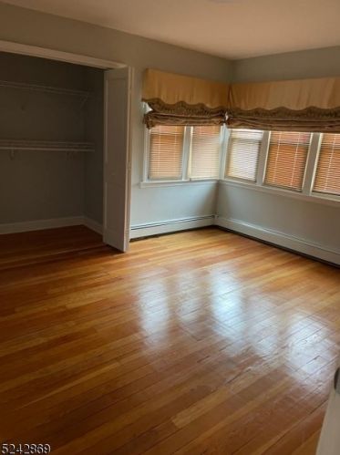 41 Longview Ave, Lake Hiawatha NJ  07034-1701 exterior