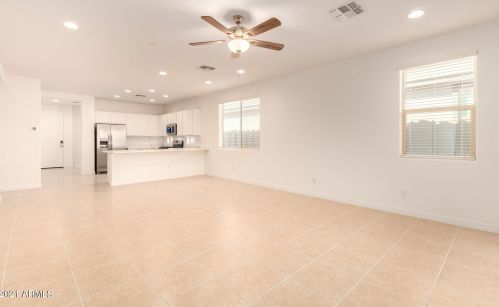 3737 64th Ln, Phoenix AZ  85043-1974 exterior