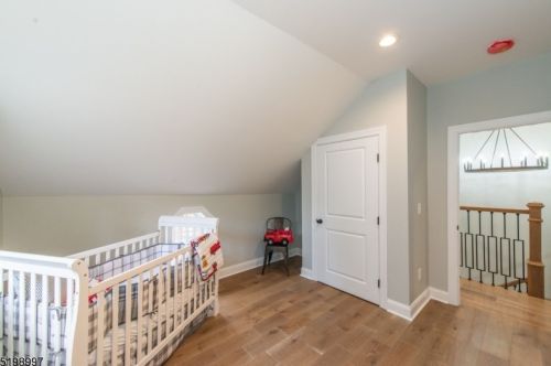 131 Combs Hollow Rd, Dover NJ  07869-3504 exterior